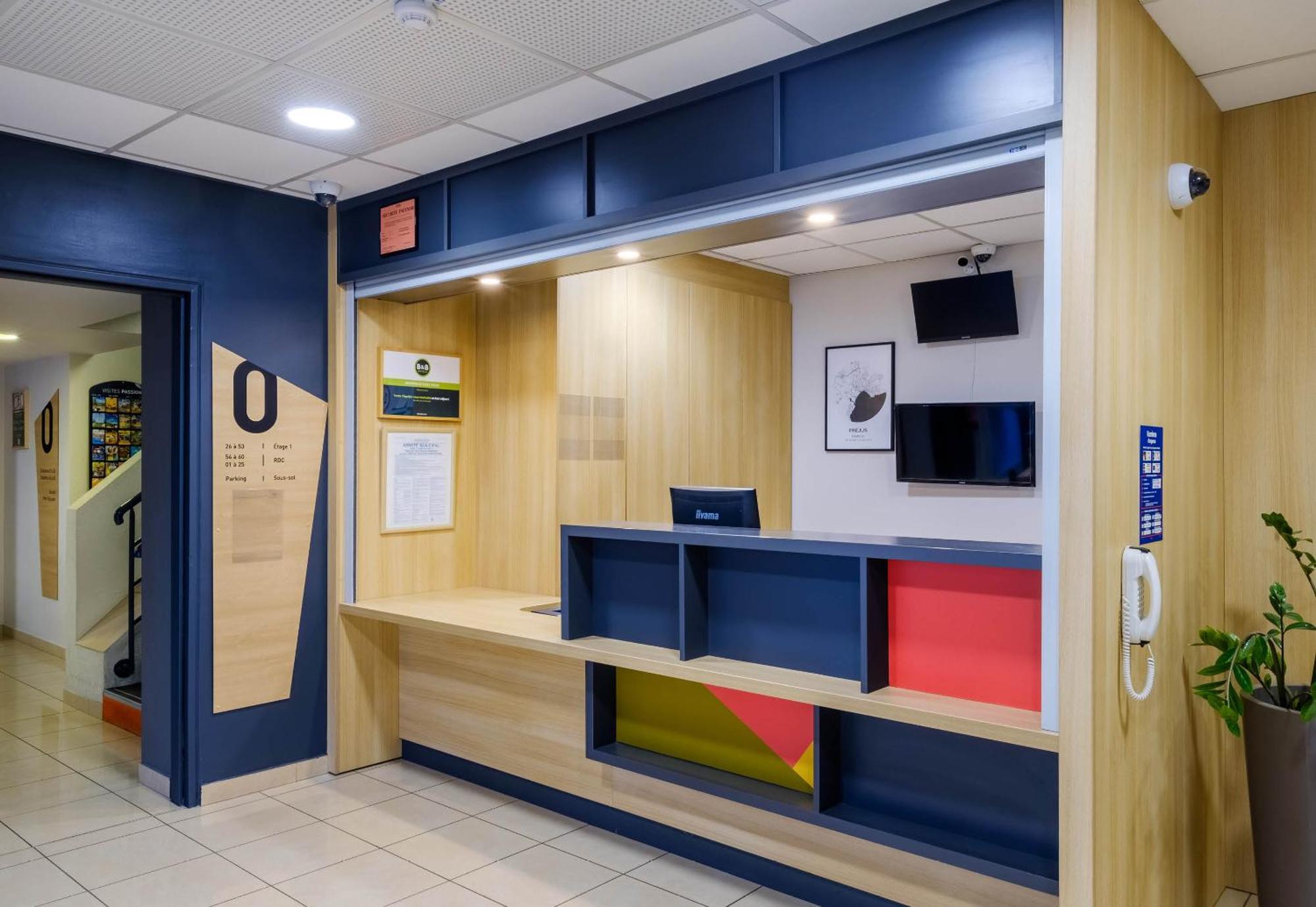 B&B Hotel Frejus Puget-Sur-Argens Eksteriør bilde