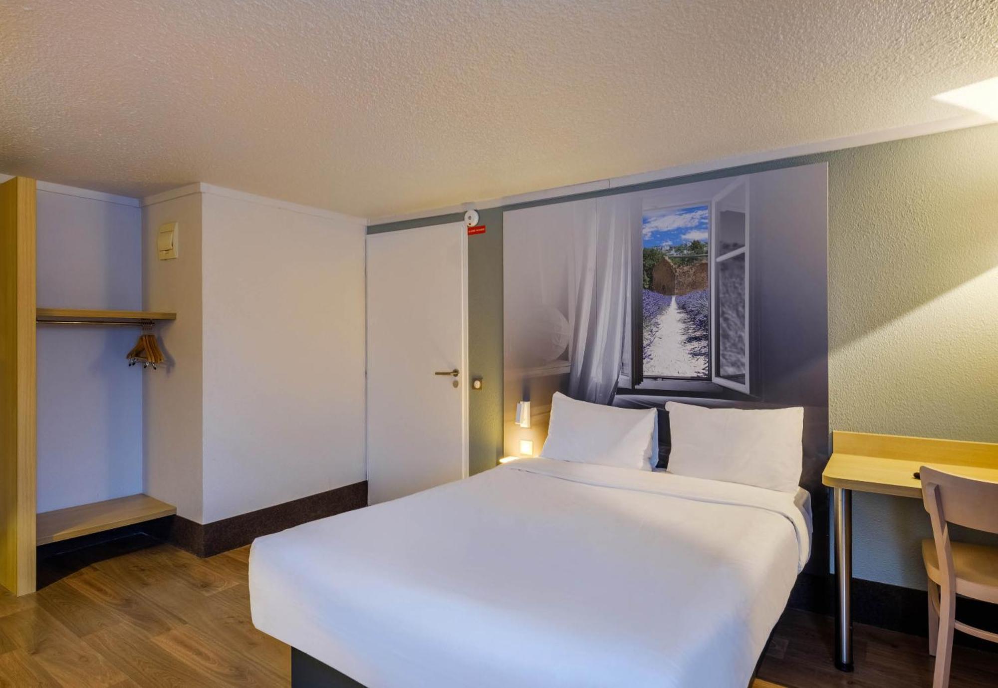 B&B Hotel Frejus Puget-Sur-Argens Eksteriør bilde