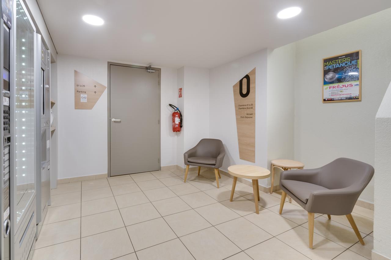 B&B Hotel Frejus Puget-Sur-Argens Eksteriør bilde